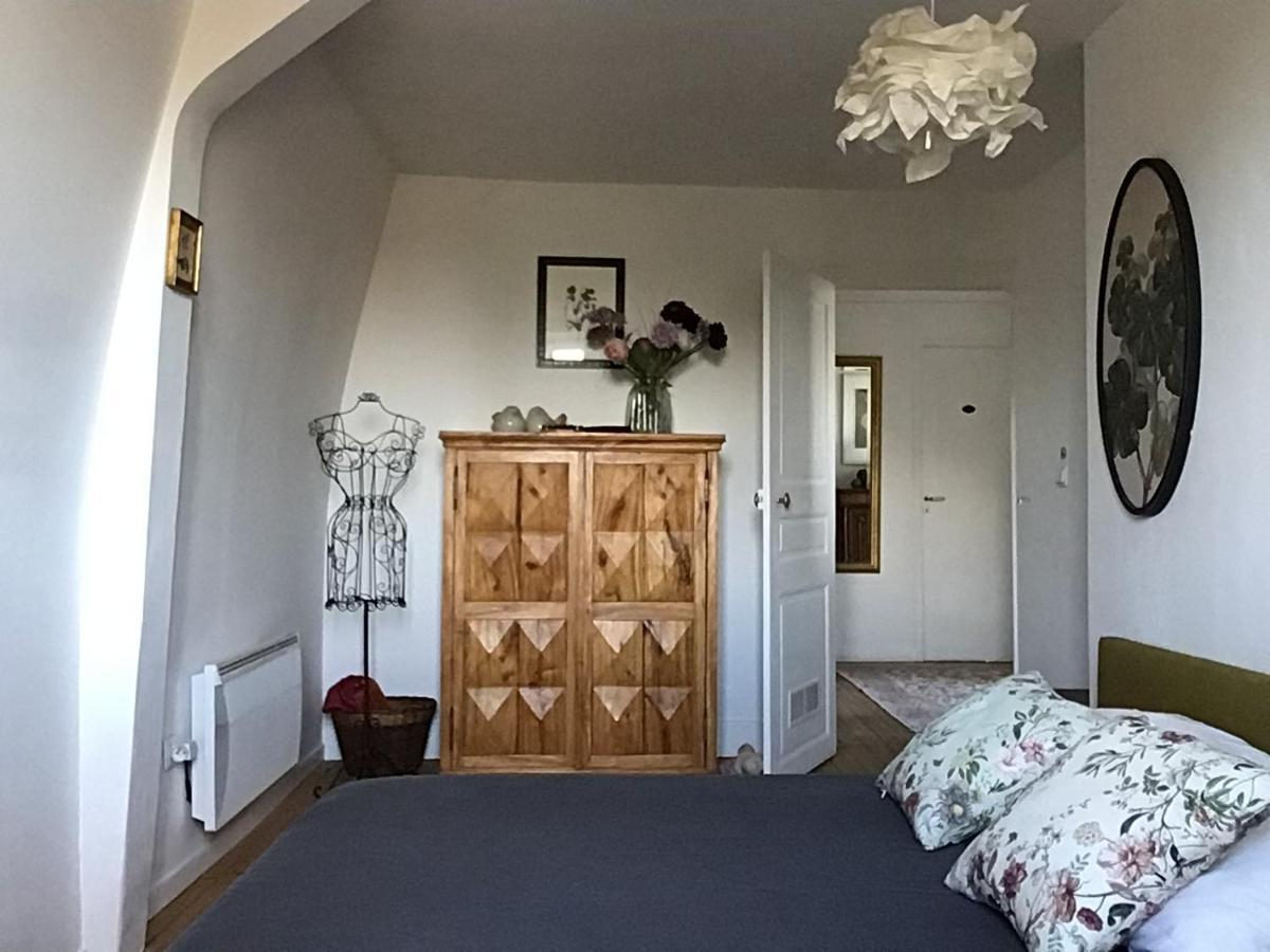 une maison à la campagne Beaune-la-Rolande Extérieur photo